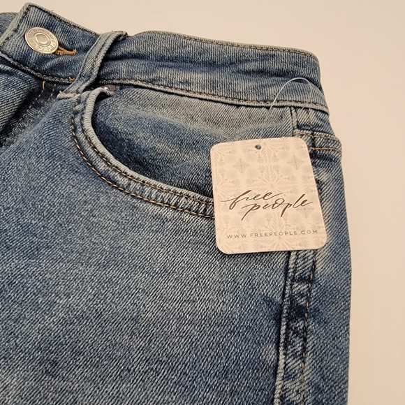 Free People Raw Hem High-Rise Skinny Jeans Sierra Blue NWT! - Picture 4 of 5